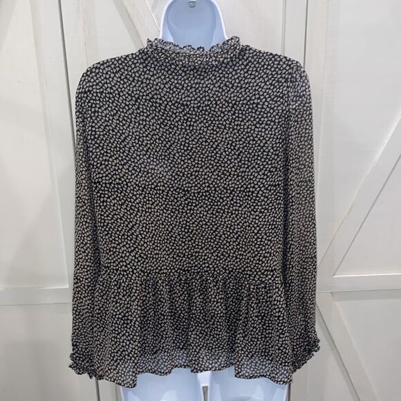 Loft Floral Blouse Black White Long Sleeve Key Hole Detail Size Small - Picture 4 of 9